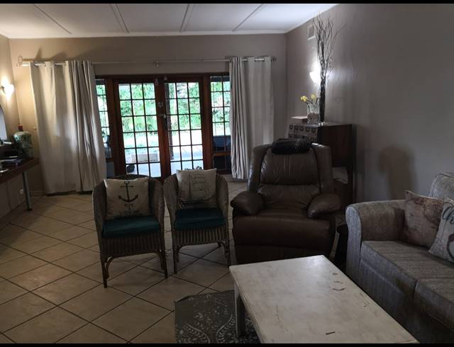 4 BEDROOM FREESTANDING SOLD IN BEREA WEST